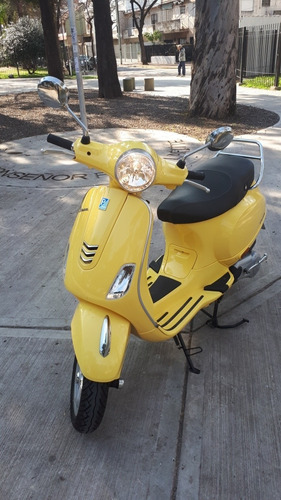 Imagen 4 de 9 de Piaggio Vespa Vxl 150