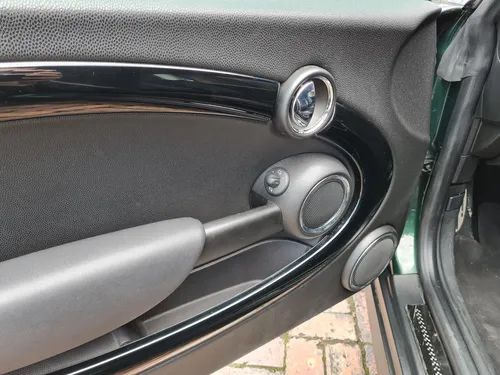 Mini John Cooper Works Cabrio 1.6cc Mt Aa 4x2