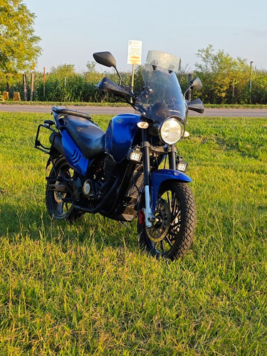 Jawa Ruta 40 350cc Bicilindrica 2016 (rodada 2017)