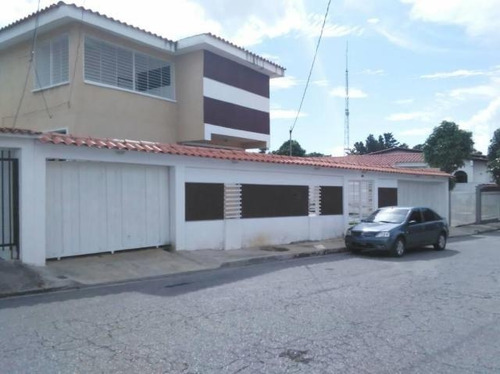 Imagen 16 de 30 de Casa En Venta En Colinas De Santa Rosa Este De Barquisimeto Lara, (0.4.2.4.5.9.3.7.5.4.2)/ Código: 21-11609, Rent-a-house Centro Occidente Mls, Cuenta Con 5 Habitaciones, 7 Baños, 626 Mts2