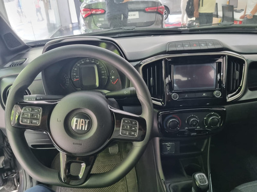 Fiat Strada 1.4 8v Freedom Cd