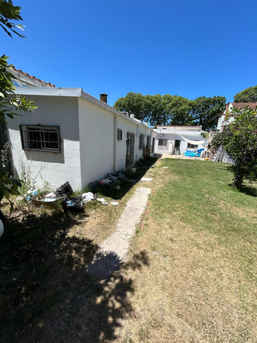Casa En Venta A Pasos De La Rambla .