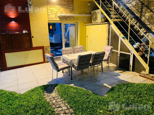Imagen 14 de 30 de Caaguazu 7343 Excelente Casa - Liniers Con Parque
