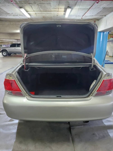 Imagen 6 de 14 de Toyota Camry