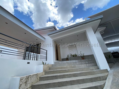 Venta De Casa\ Altamira\ Mg- 4-5916