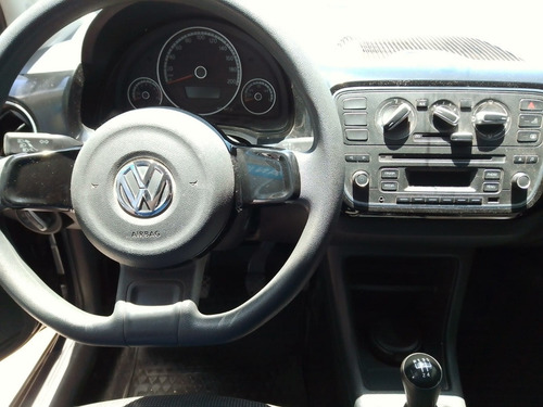 Imagen 12 de 16 de Volkswagen Up! 1.0 High Df