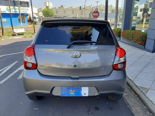 Toyota Etios 1.5 X Plus 16v Flex 4p Automático