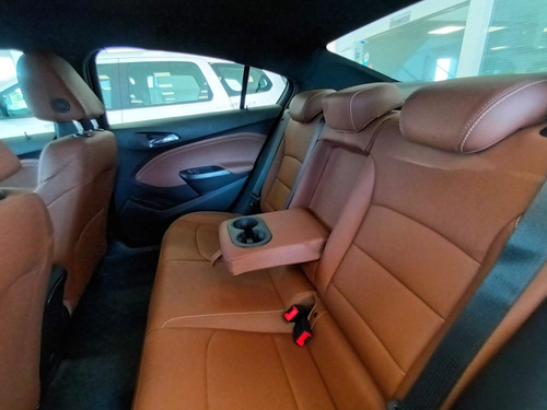 Imagen 6 de 18 de Chevrolet Cruze Premier Mr