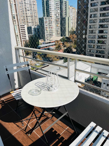 Acogedor Departamento Full Amoblado A Minutos De Metros