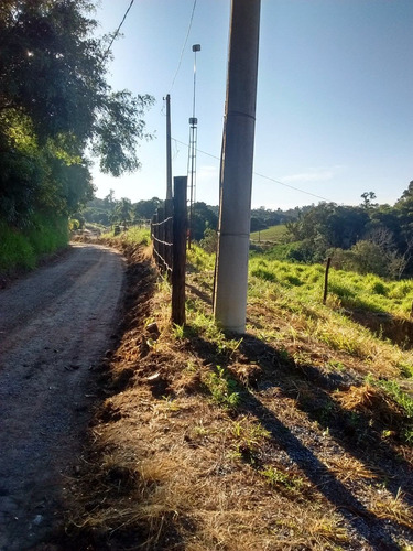 Imagem 2 de 14 de Chácara Em Piedade (6.000m) Com Agua