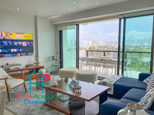 Cad La Isla Emerald I8. Amplio Departamento En Condominio De Playa Con Terraza Y Vista A Las Áreas Comunes