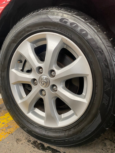 Toyota Camry 2.5 Le L4 Aa Ee At