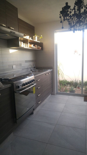 Imagen 2 de 7 de Se Vende Hermosa Casa En Lomas De Angelópolis