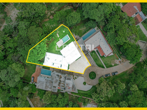 Hermosa Casa En Venta En Condominio Urubo Green