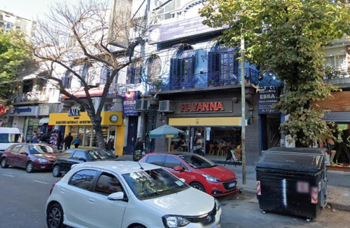 Imagen 12 de 13 de Local De 200 M2 En Venta Con Renta En Villa Urquiza Centro Comercial - Apto Gastronomía