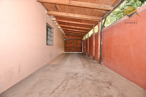 Se Vende Casa, 4 Dormitorios 3 Baños, Comuna La Cisterna.