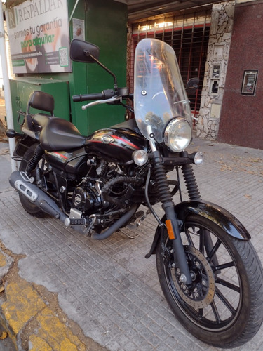 Bajaj Avenger Street 220