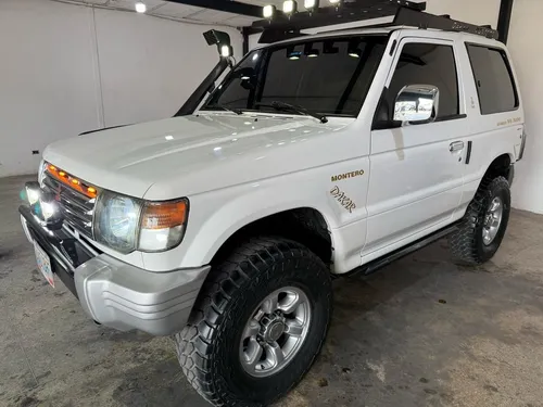 Mitsubishi Montero