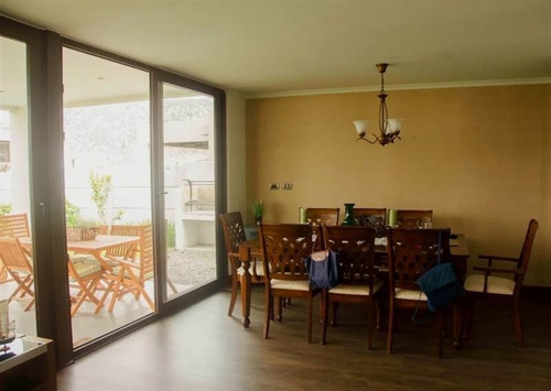 Imagen 2 de 14 de Casa En Arriendo De 4 Dorm. En Colina