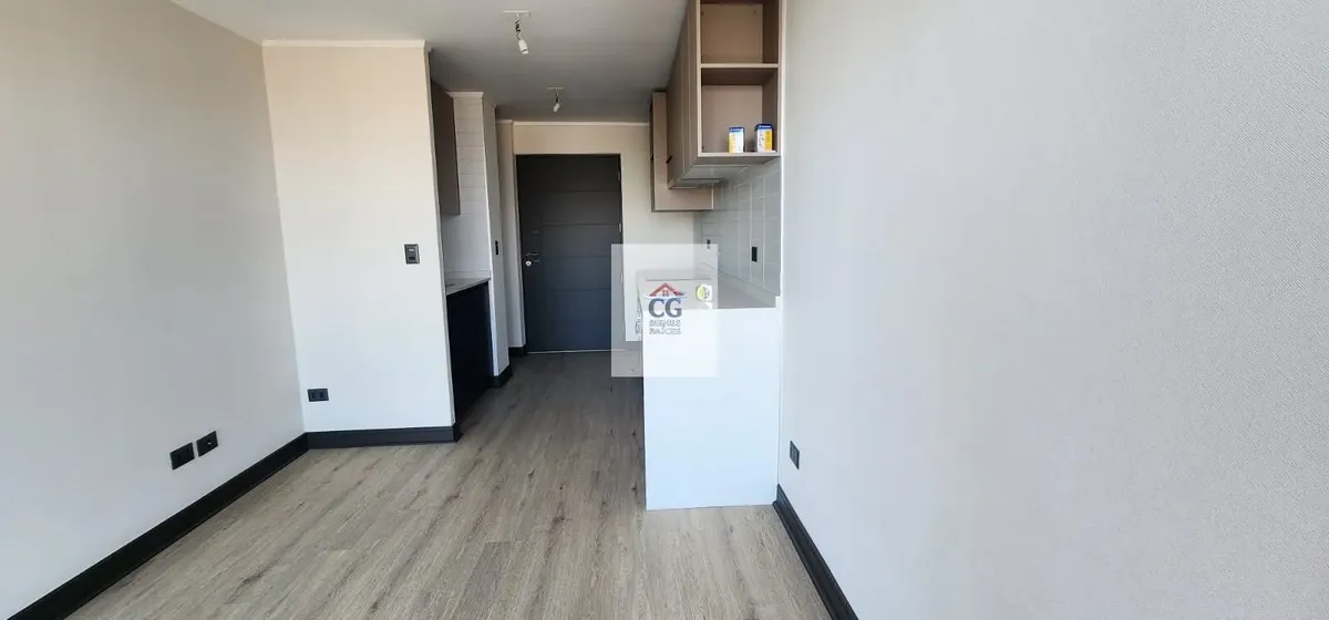 Imagen 1 de 27 de Arriendo Moderno Depto. Semi Nuevo $340.000 A Media Cuadr