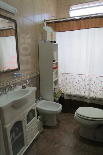 Imagen 24 de 30 de Departamento En Venta 4 Ambientes Al Frente Con Parque/jardin Propio!!! Y Terraza