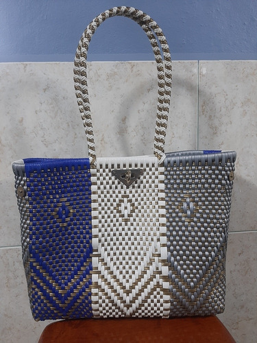 Bolsa Tejida Con Plástico Toquilla Con Broche Y Asas Largas (Usado)