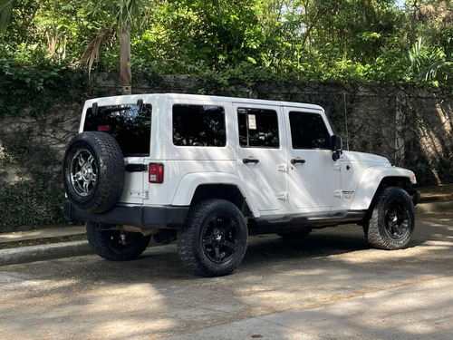 Imagen 4 de 15 de Jeep Wrangler Sahara Sahara Unlimited