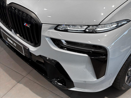 X7 4.4 V8 Gasolina M60i Steptronic