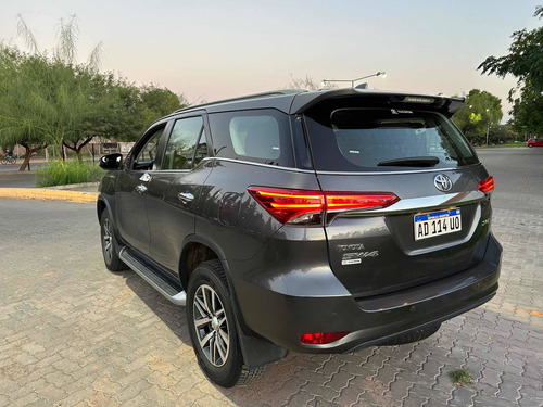 Toyota SW4 2.8 Srx 177cv 4x4 7as At