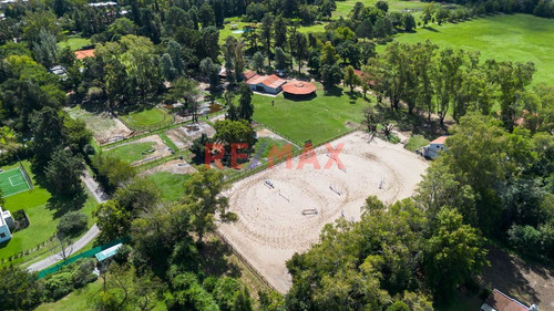 Chacra En Venta, 11 Hectáreas, En Pilar, Bs As