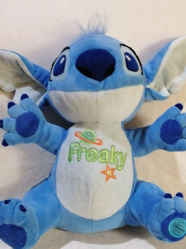 Peluche Original Stitch Freaky Disney Store Lilo Y Stitch. (Usado)