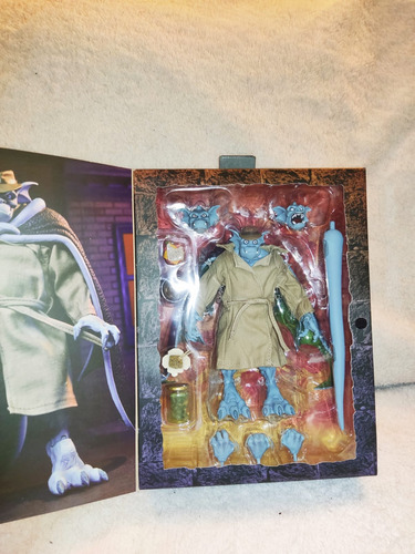 Neca Gargola Broadway Silver Alas Cerradas Target Gargoyles (Usado)
