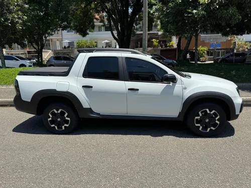Renault Duster Oroch 2.0 Intens