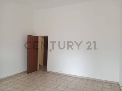 Alquiler Casa Av. La Cordillera 4200