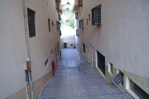 Imagem 1 de 7 de Loja, Jardim Professor Benoá, Santana De Parnaíba, Cod: 60000 - A60000
