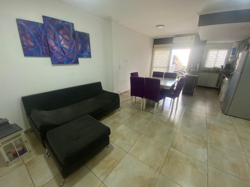 Imagen 5 de 17 de Departamento En Venta De 2 Amb. Con Patio Y Cochera En Ramos Mejia
