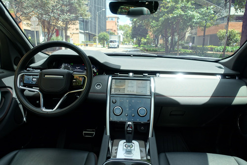 Land Rover Discovery Sport Black R Dynamic