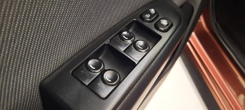 Imagem 7 de 9 de Hyundai Hb20x 1.6 16v Premium Flex 4p Automático