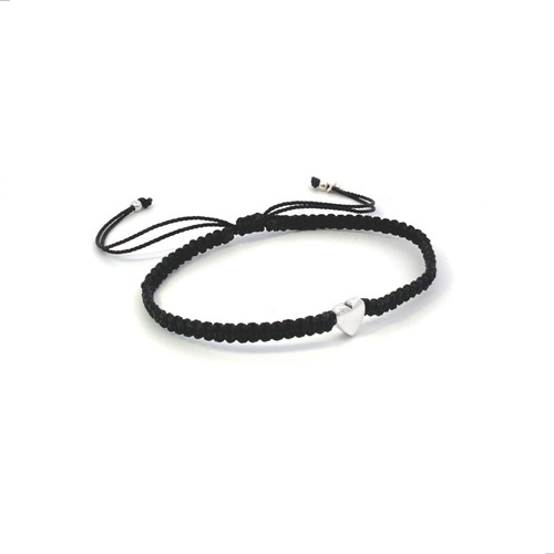 Imagen 3 de 10 de Pulsera Tejida Hilo Negro Corazón De Plata .925 Agálea
