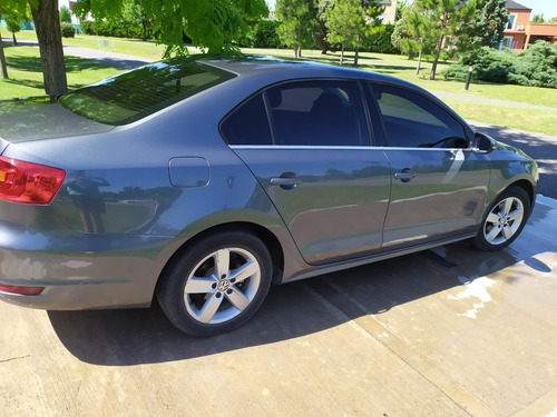 Volkswagen Vento 2.5 Luxury 170cv 2014