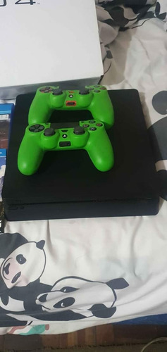 Ps4 De 1tbn Con Dos Controles