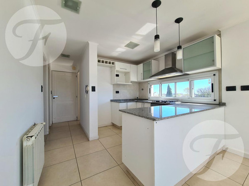 Departamento Apto Crédito | 3 Ambientes Con Cochera | Vista Abierta Al Río Y Ciudad