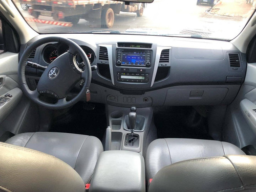 Imagem 5 de 7 de Toyota Hilux 3.0 Srv 4x4 Cd 16v Turbo Intercooler Diesel 4p