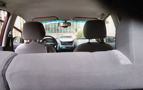 Imagen 7 de 13 de Chevrolet Sail Full