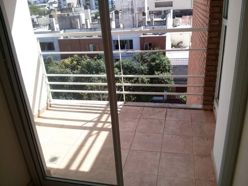Imagen 23 de 30 de Depto Venta 2 Dor En Gral Paz Externo Con 2 Balcones Y Escritura