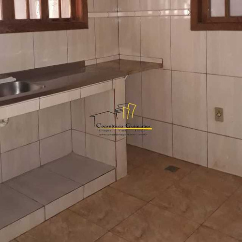 Imagem 4 de 11 de Casa 3 Qtos Com Terraço - Cgcn30016