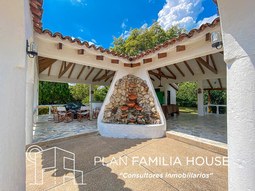 Imagen 25 de 30 de Casa De Recreo En Venta En Ricaurte - Cundinamarca