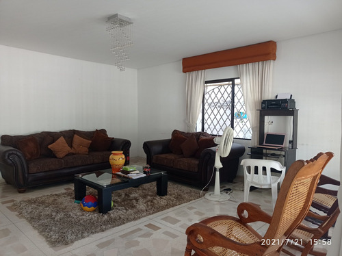 Imagen 3 de 14 de Se Vende Casa En El Barrio Recreo