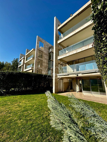 Duplex En Venta De 5 Dorm. Valle Escondido Lo Barnechea