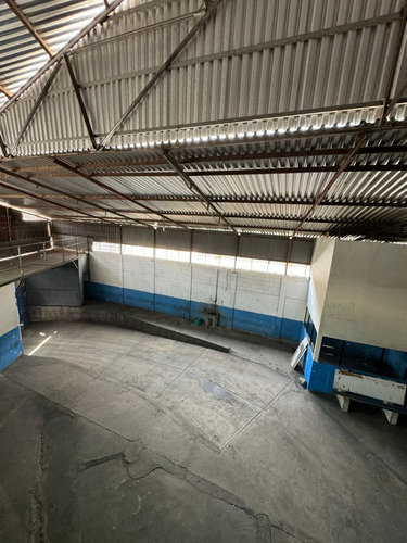 Galpon Industrial - Boleita Norte - 2305 Mts2